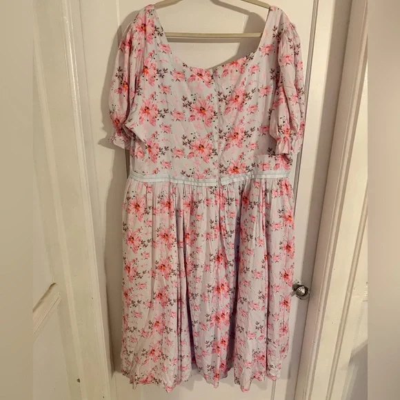 Ivy City Pink Floral Square-Neck Midi Dress - Picture 8 of 10